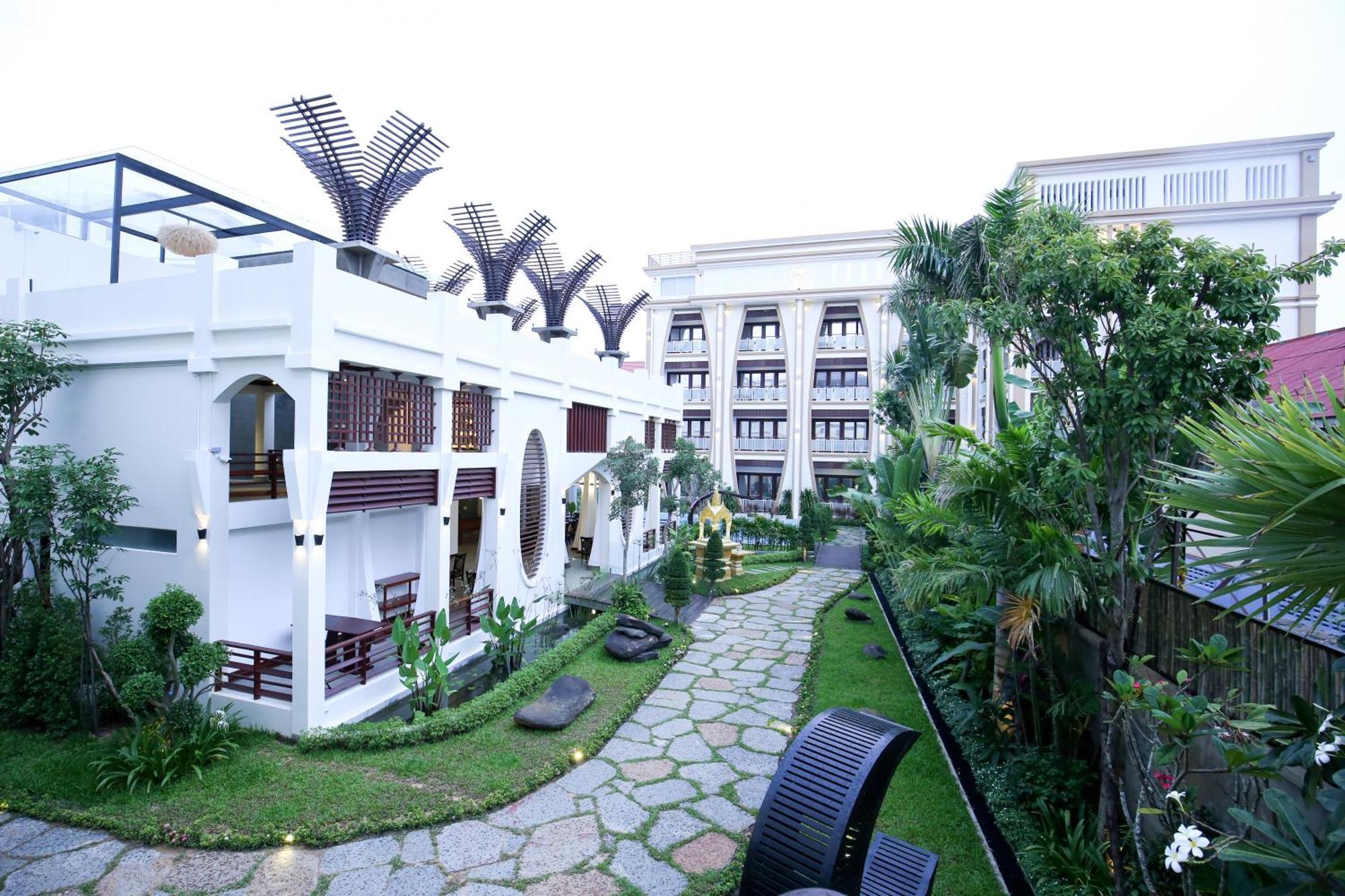 The Night Hotel Siem Reap Exterior foto