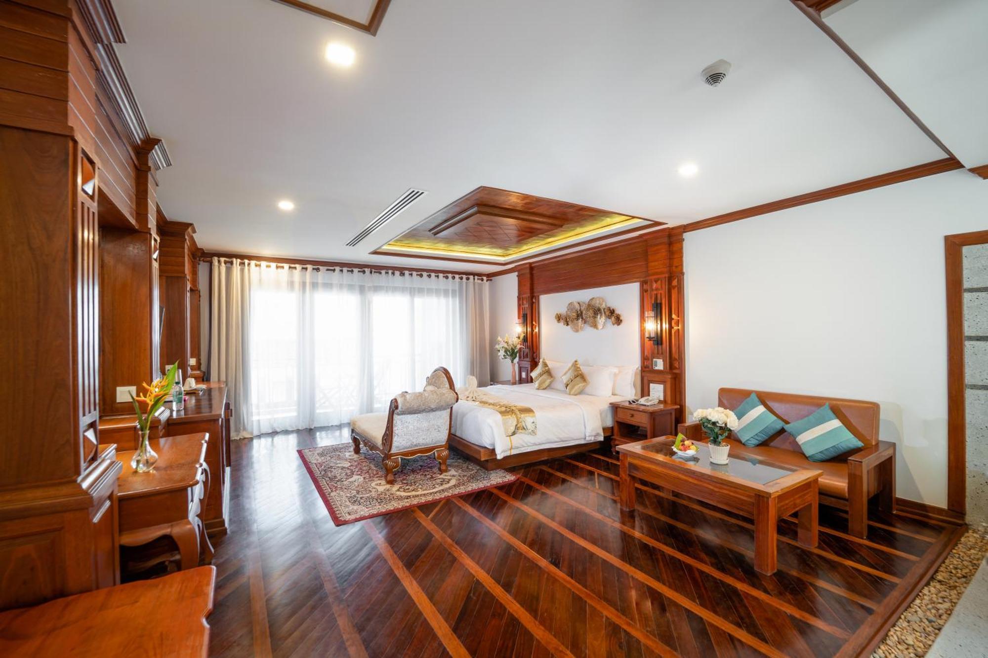 The Night Hotel Siem Reap Exterior foto