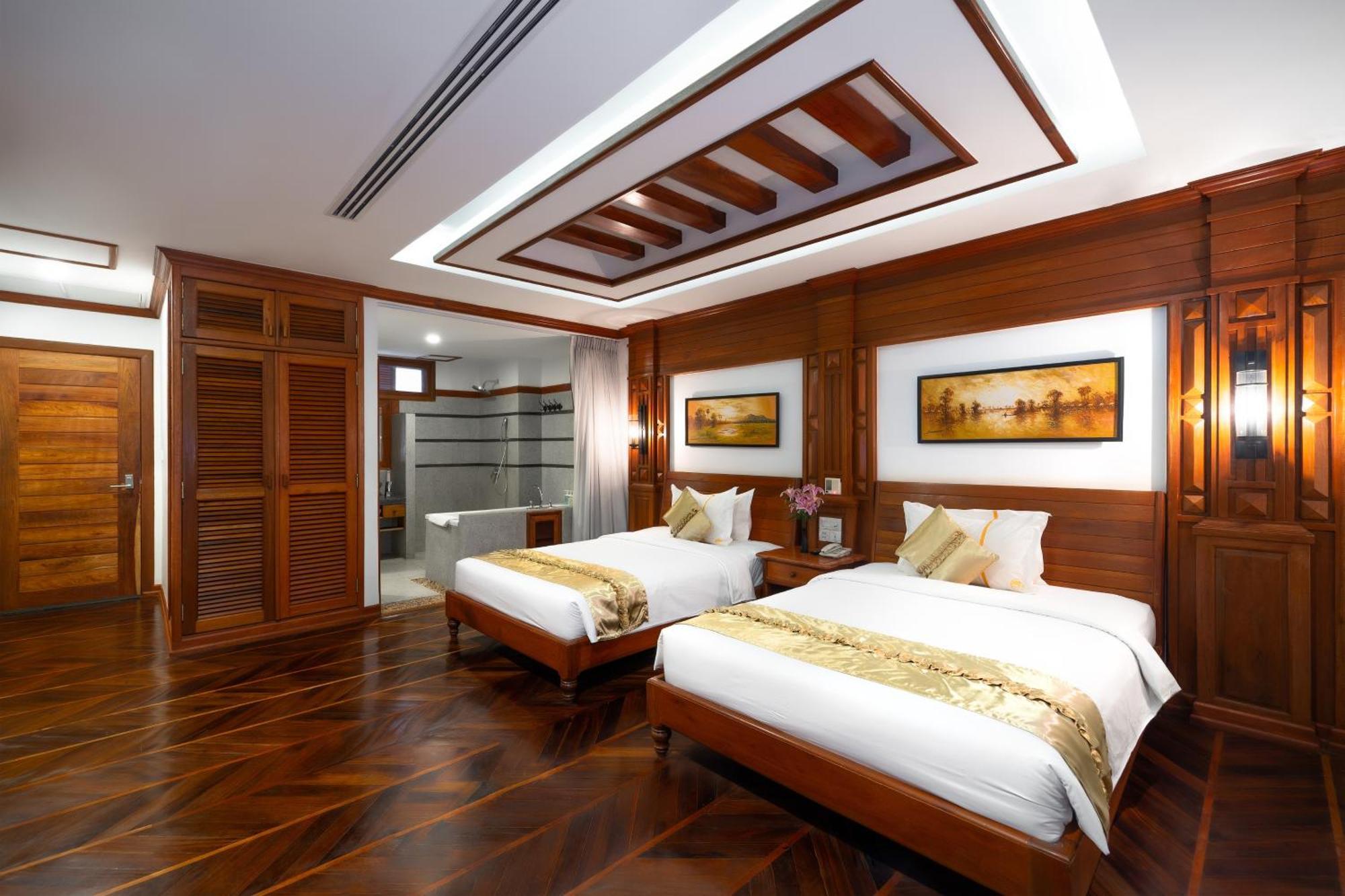 The Night Hotel Siem Reap Exterior foto