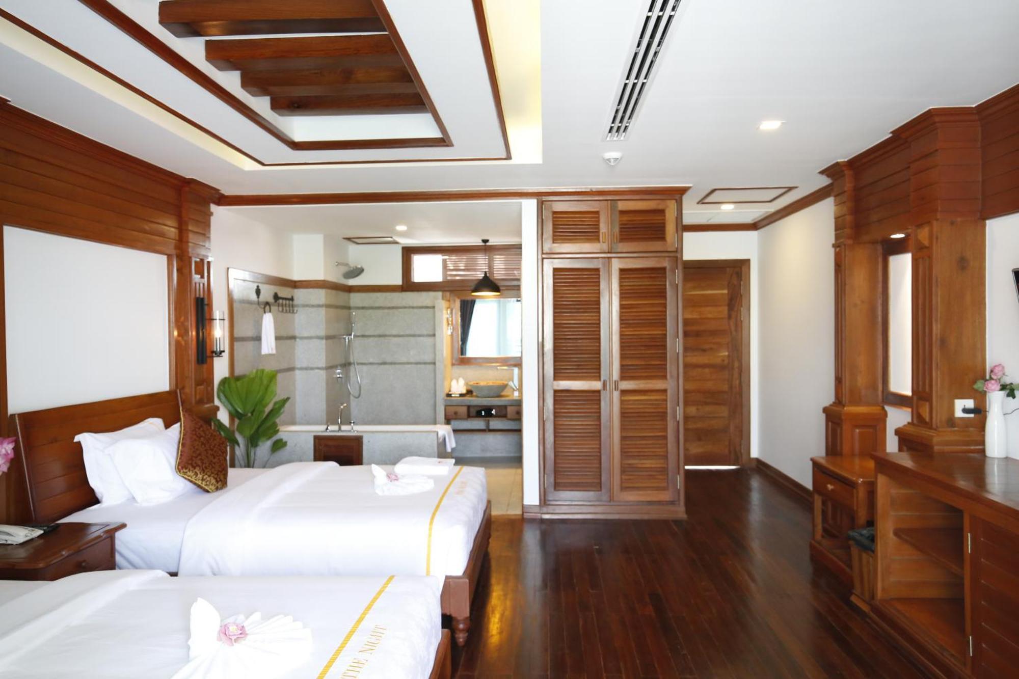 The Night Hotel Siem Reap Exterior foto