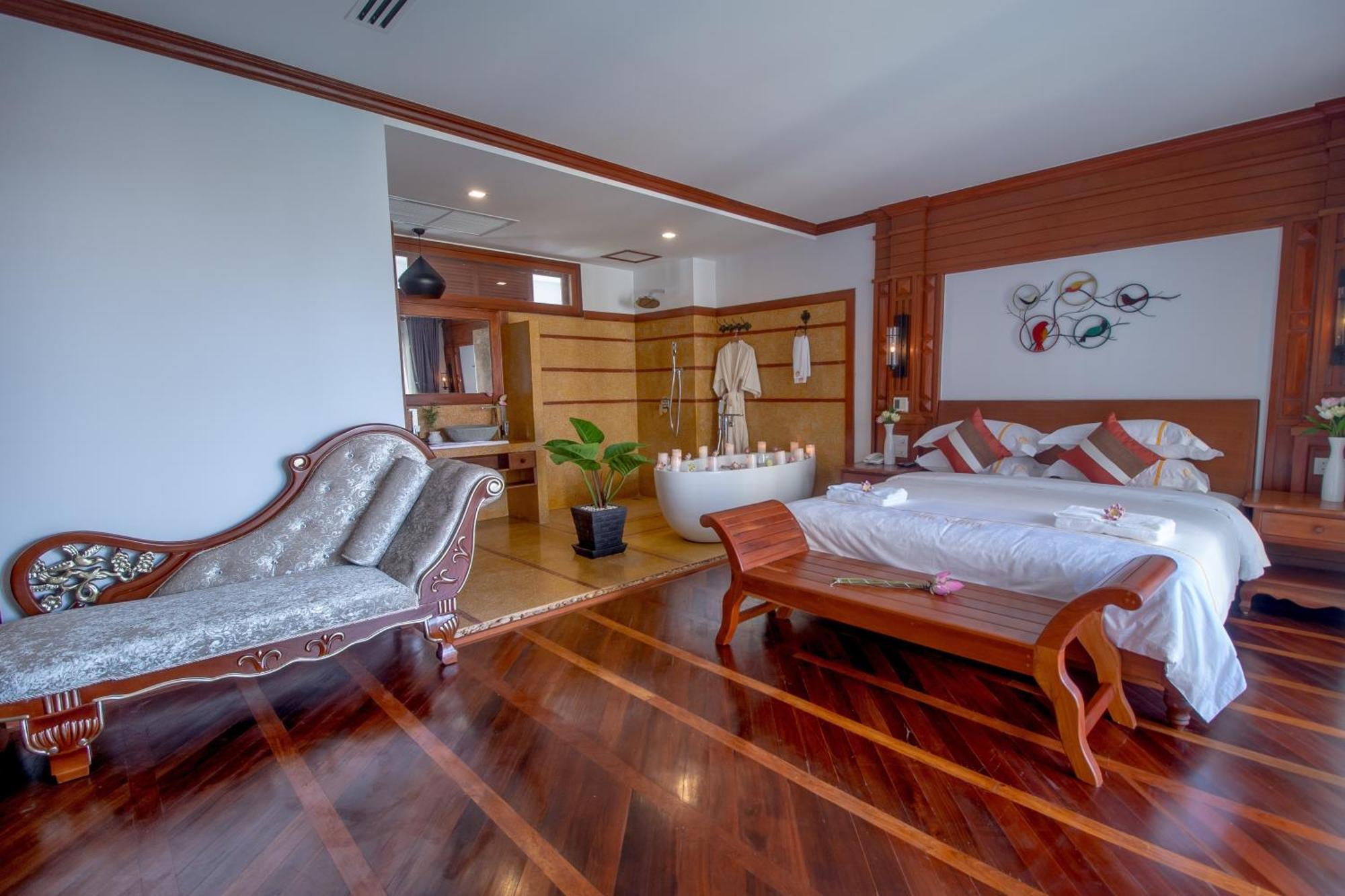 The Night Hotel Siem Reap Exterior foto
