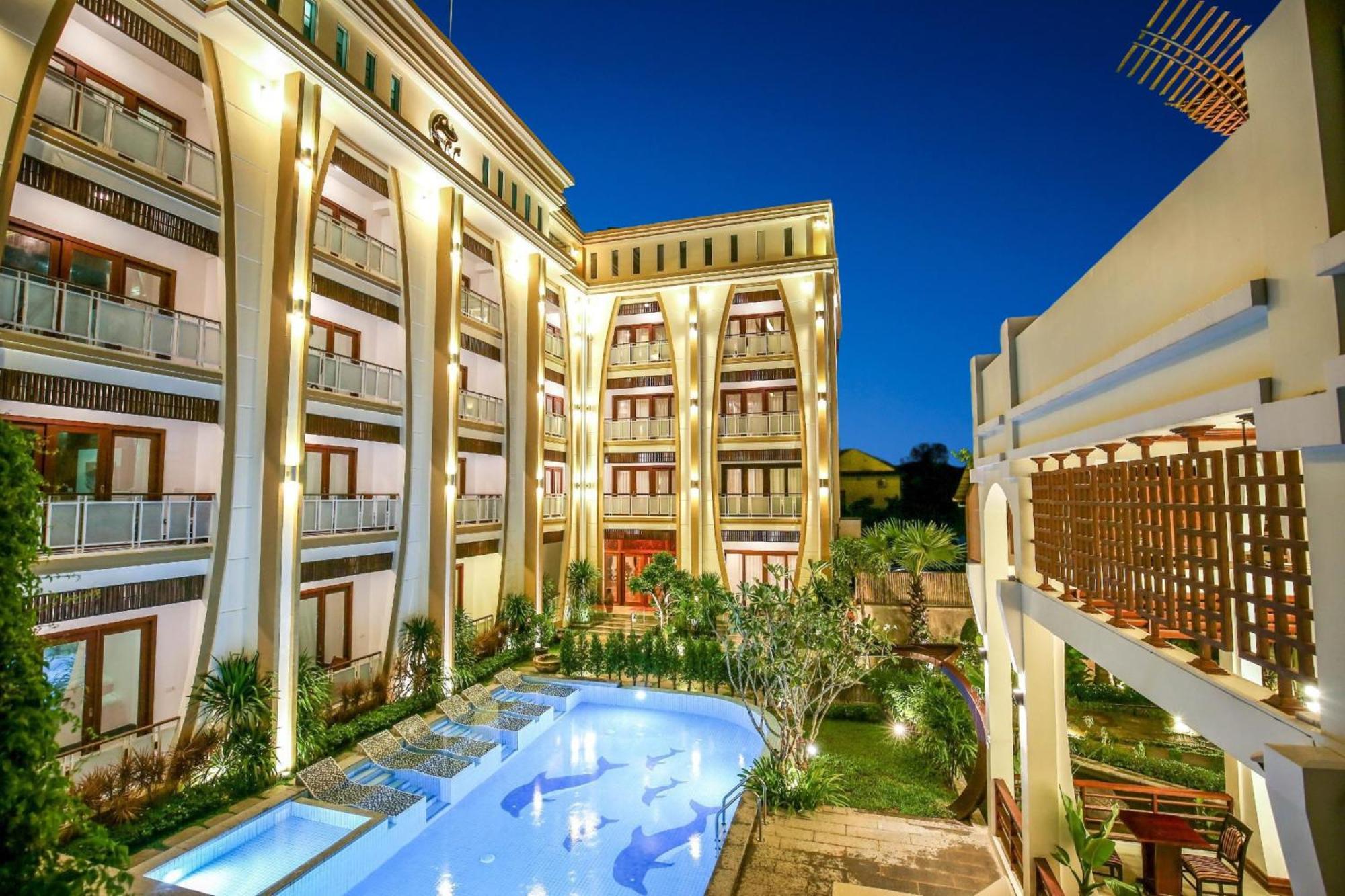 The Night Hotel Siem Reap Exterior foto