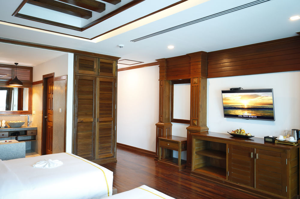 The Night Hotel Siem Reap Exterior foto