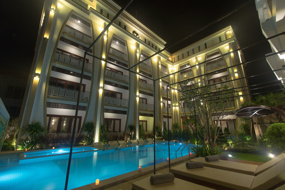 The Night Hotel Siem Reap Exterior foto